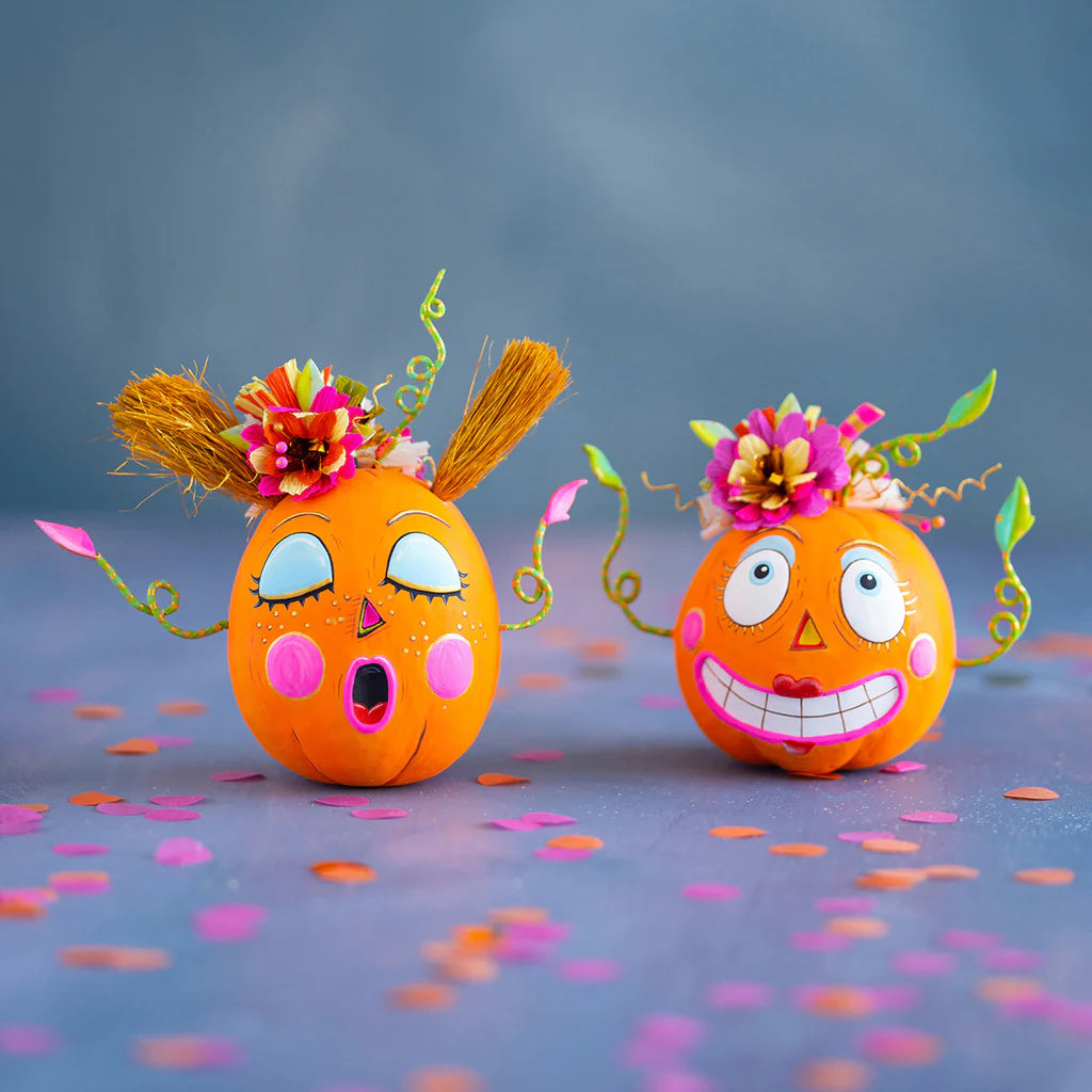 Bumpkin Betty & Gossip Gourdy